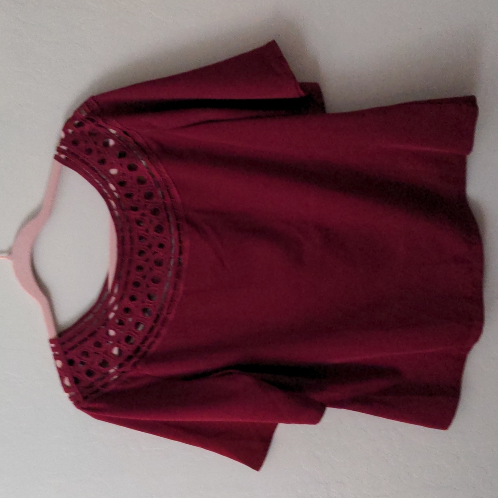 Women's Burgundy Shirt.  New, never worn. Size 0XL Shein curve